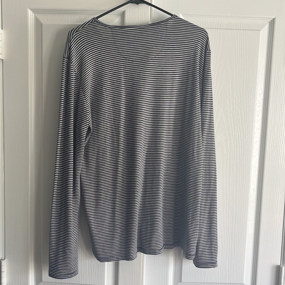 Mizzen+Main striped Henley - Picture 3 of 5